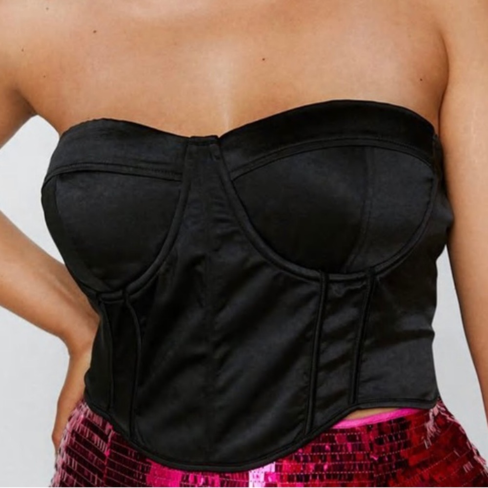 Brand new Plus Size black Satin Strapless Corset Top size 22